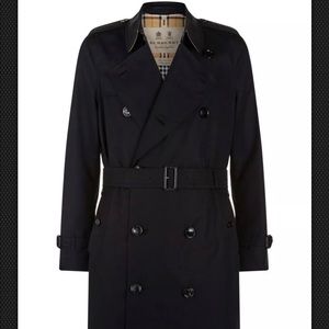 Burberry Chelsea Medium-Length Trench Coat